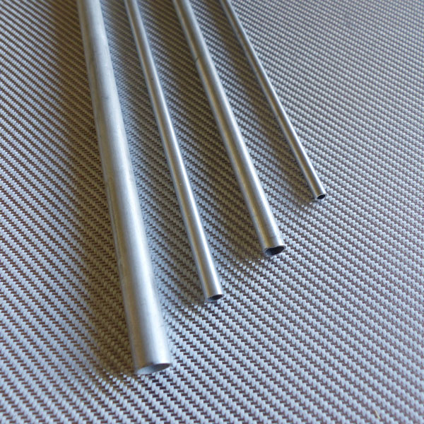 Entretoise aluminium diamètre interieur 5 mm
